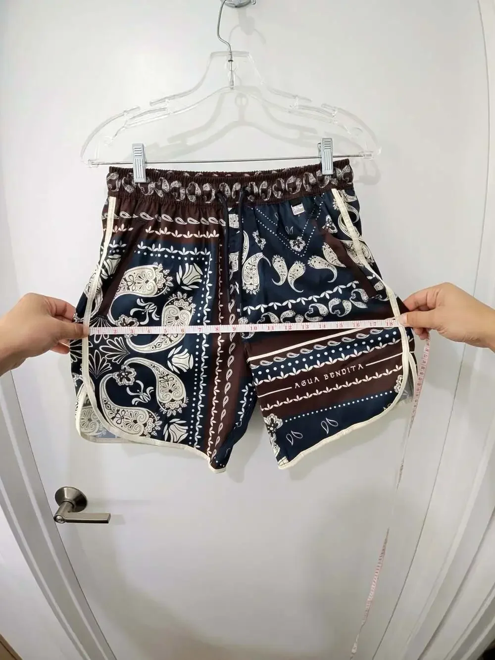 Agua Bendita Paisley Print Swim Trunks Size 30